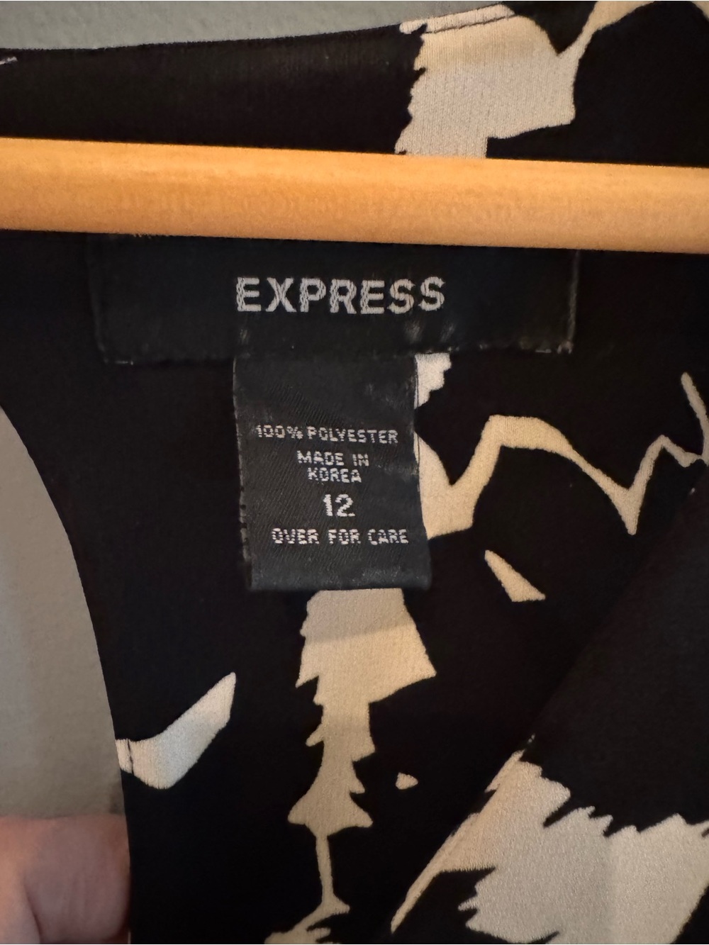 Express Black and White Backless Floral Midi Dress - Picture 2 of 3